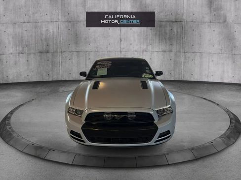 Used 2014 Ford Mustang GT Premium w/ Brembo Brake Package RWD image 2