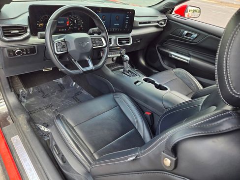 Used 2024 Ford Mustang GT Premium RWD image 13