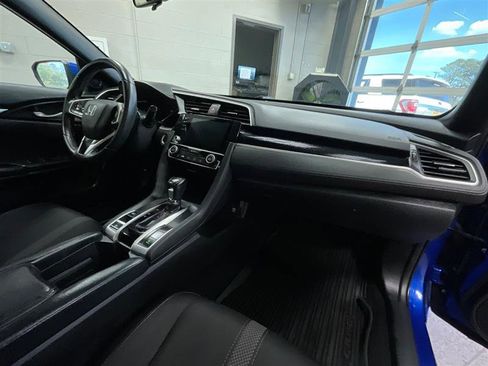 Used 2019 Honda Civic Sport image 28