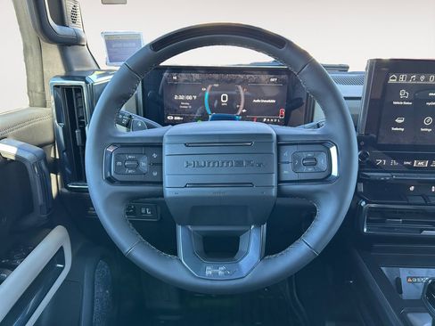 New 2026 GMC Hummer EV 4x4 Crew Cab w/ LPO, Dark Essentials Package image 14