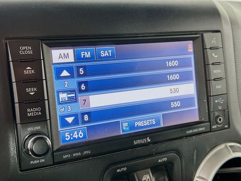 Used 2012 Jeep Wrangler Unlimited Sahara w/ Connectivity Group AWD/4WD image 18
