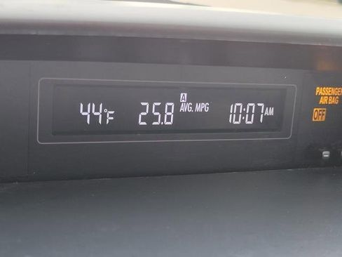 Used 2014 Subaru Forester 2.5i image 25