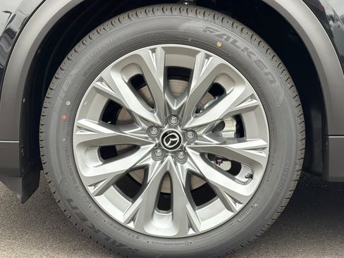 New 2026 MAZDA CX-90 Plug-In Hybrid w/ Preferred AWD/4WD image 26