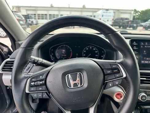 Used 2018 Honda Accord EX-L image 12