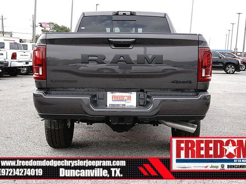 New 2026 RAM 2500 Laramie AWD/4WD image 4