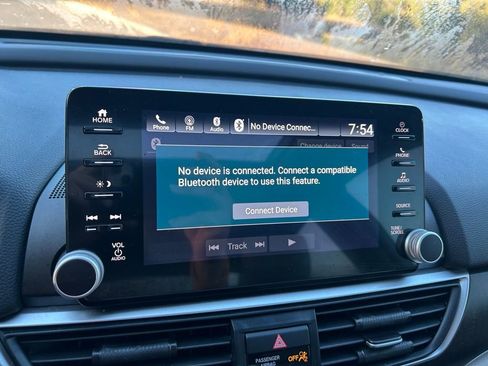 Used 2022 Honda Accord EX-L image 25