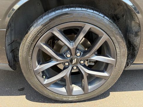 Used 2019 Dodge Challenger SXT w/ Blacktop Package RWD image 6