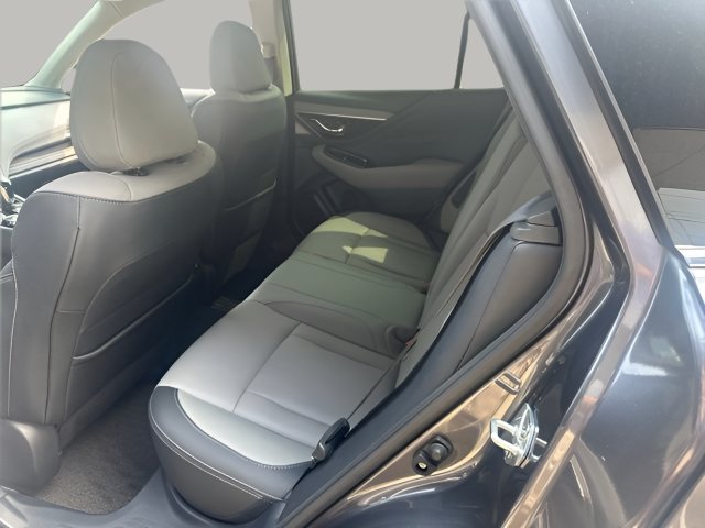 Used 2022 Subaru Outback Limited AWD/4WD image 16
