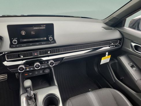 New 2026 Honda Civic Sport image 16