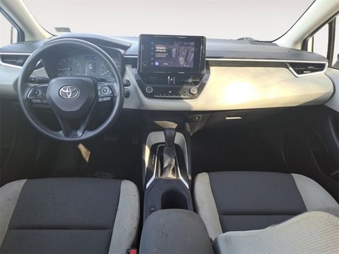 Used 2023 Toyota Corolla LE w/ LE Convenience Package image 10