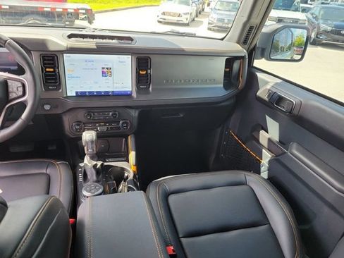 Certified 2024 Ford Bronco Badlands AWD/4WD image 21
