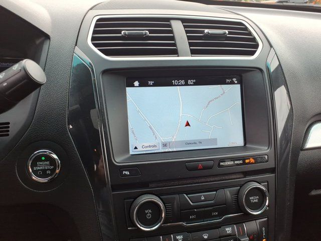 Used 2017 Ford Explorer XLT w/ Equipment Group 202A AWD/4WD image 12