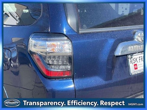 Used 2021 Toyota 4Runner Limited image 11