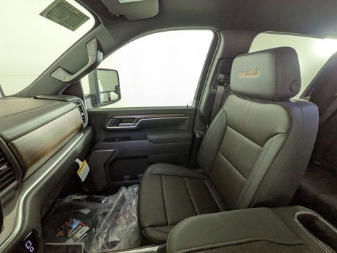 New 2026 Chevrolet Silverado 3500 High Country w/ High Country Premium Package image 29