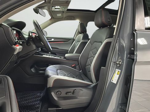 New 2026 Volkswagen Atlas Peak Edition image 17