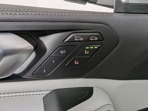 Certified 2023 BMW X6 M50i w/ Executive Package image 16