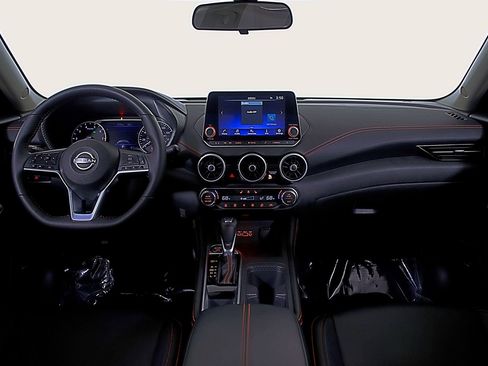 Used 2024 Nissan Sentra SR w/ SR Premium Package image 13