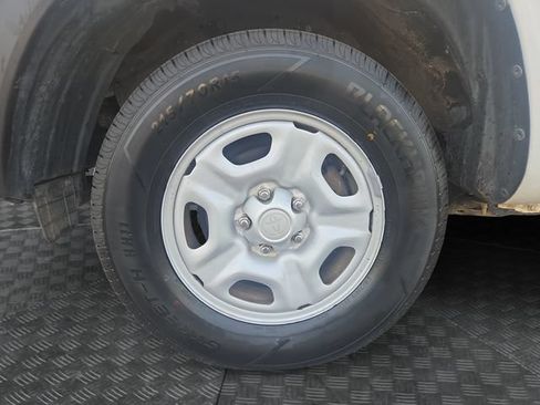 Used 2013 Toyota Tacoma 2WD Regular Cab image 26