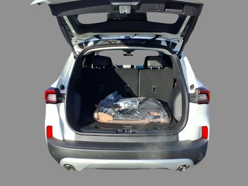 New 2026 Ford Escape SE w/ PHEV Premium Package image 8