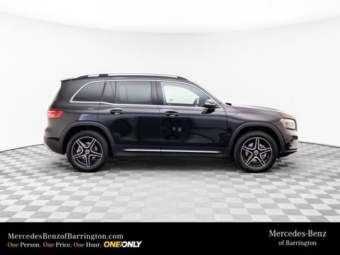 New 2026 Mercedes-Benz GLB 250 4MATIC image 7