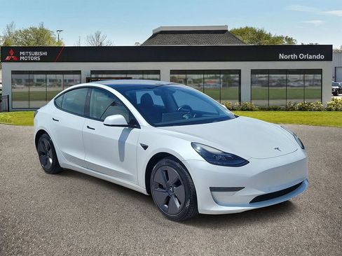 Used 2021 Tesla Model 3 Standard Range Plus RWD image 4