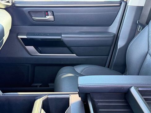 Used 2022 Toyota Tundra Limited image 12