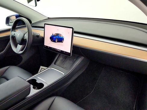 Used 2023 Tesla Model Y Long Range AWD/4WD image 29