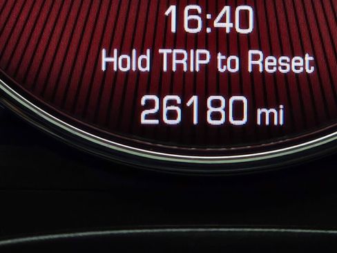 Used 2018 FIAT 500 Lounge image 32