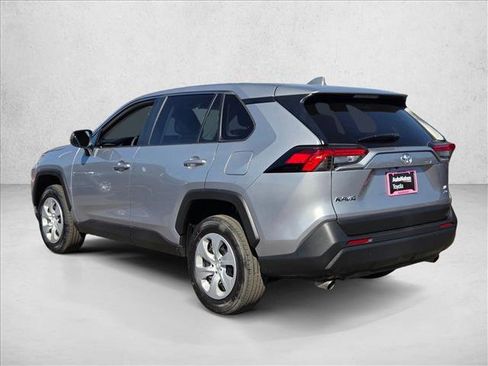 Used 2025 Toyota RAV4 LE image 8