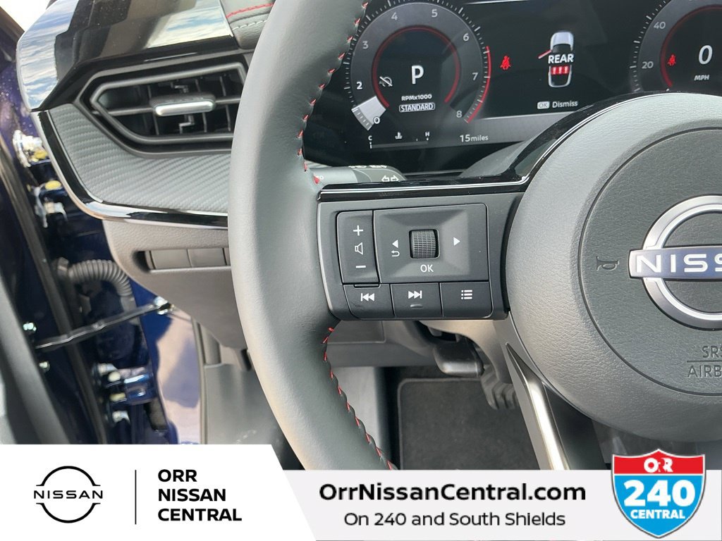 Used 2025 Nissan Kicks SR FWD image 19