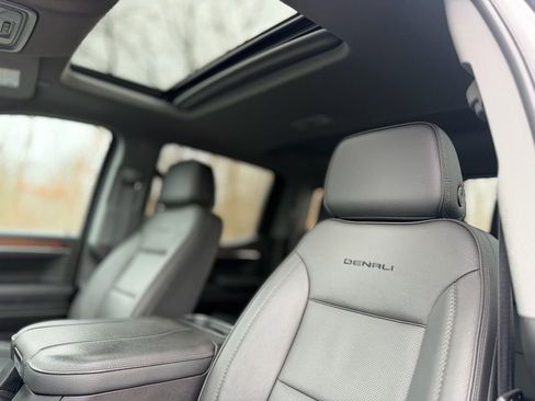 Used 2024 GMC Sierra 1500 Denali w/ Denali Reserve Package image 14