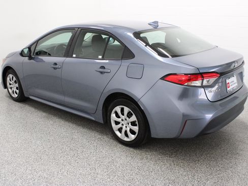 Used 2026 Toyota Corolla LE FWD image 8
