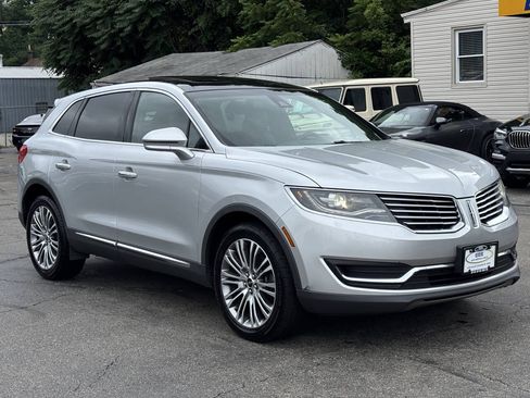 Used 2016 Lincoln MKX Reserve w/ Climate Package AWD/4WD image 2