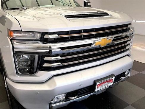 Used 2021 Chevrolet Silverado 2500 High Country w/ Z71 Off-Road Package AWD/4WD image 30