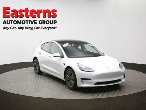 Used 2023 Tesla Model 3 Standard Range image 48