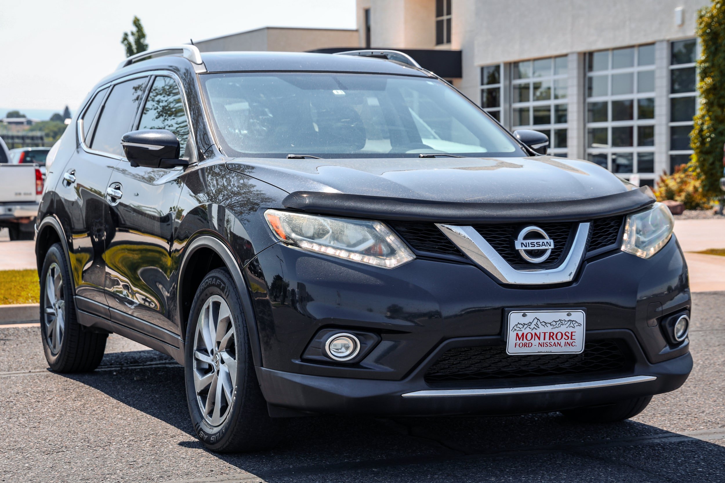 Used 2015 Nissan Rogue SL w/ SL Premium Package AWD/4WD image 3
