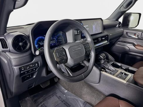 Used 2025 Toyota Land Cruiser 1958 image 9