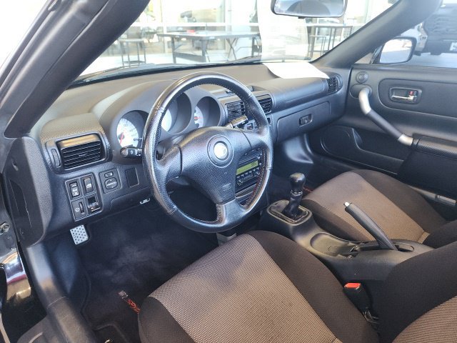 Used 2000 Toyota MR2 RWD image 19