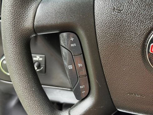 Used 2021 GMC Savana 2500 w/ Driver Convenience Package RWD image 26