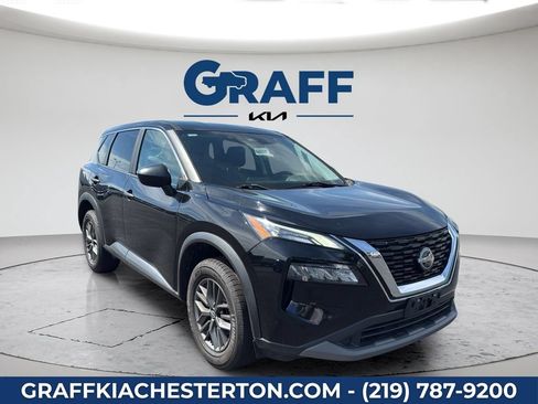 Used 2023 Nissan Rogue S AWD/4WD image 11
