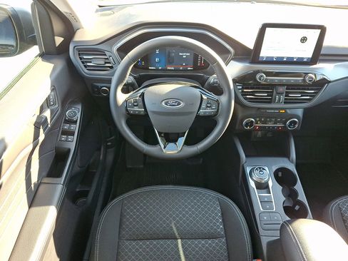 Used 2024 Ford Escape Active image 12