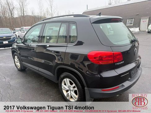 Used 2017 Volkswagen Tiguan S image 4