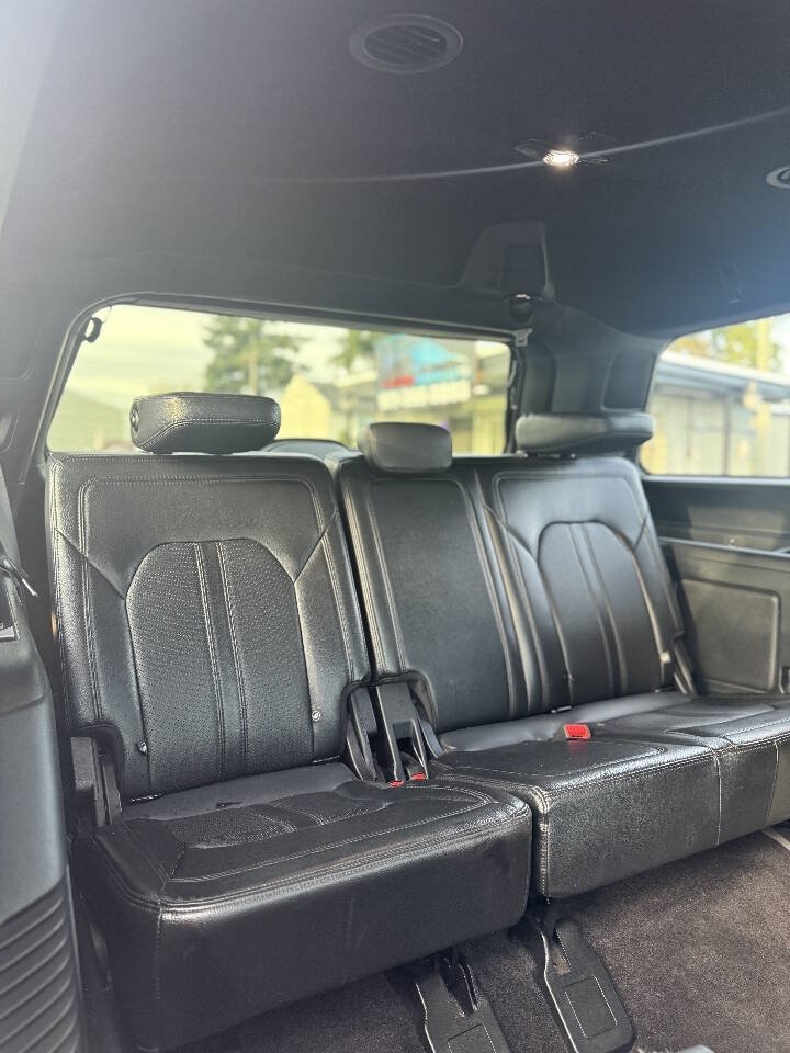 Used 2020 Ford Expedition Limited AWD/4WD image 12