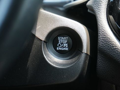 Used 2020 Jeep Compass Latitude AWD/4WD image 22