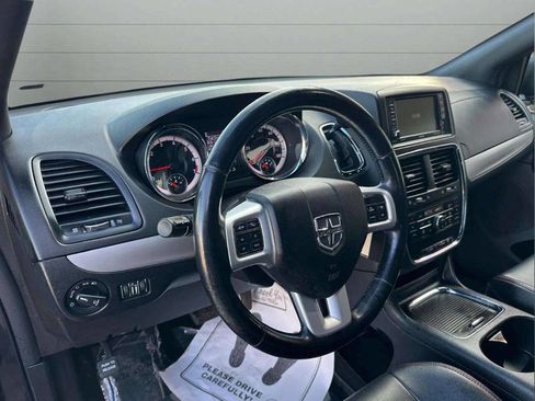 Used 2019 Dodge Grand Caravan GT image 9