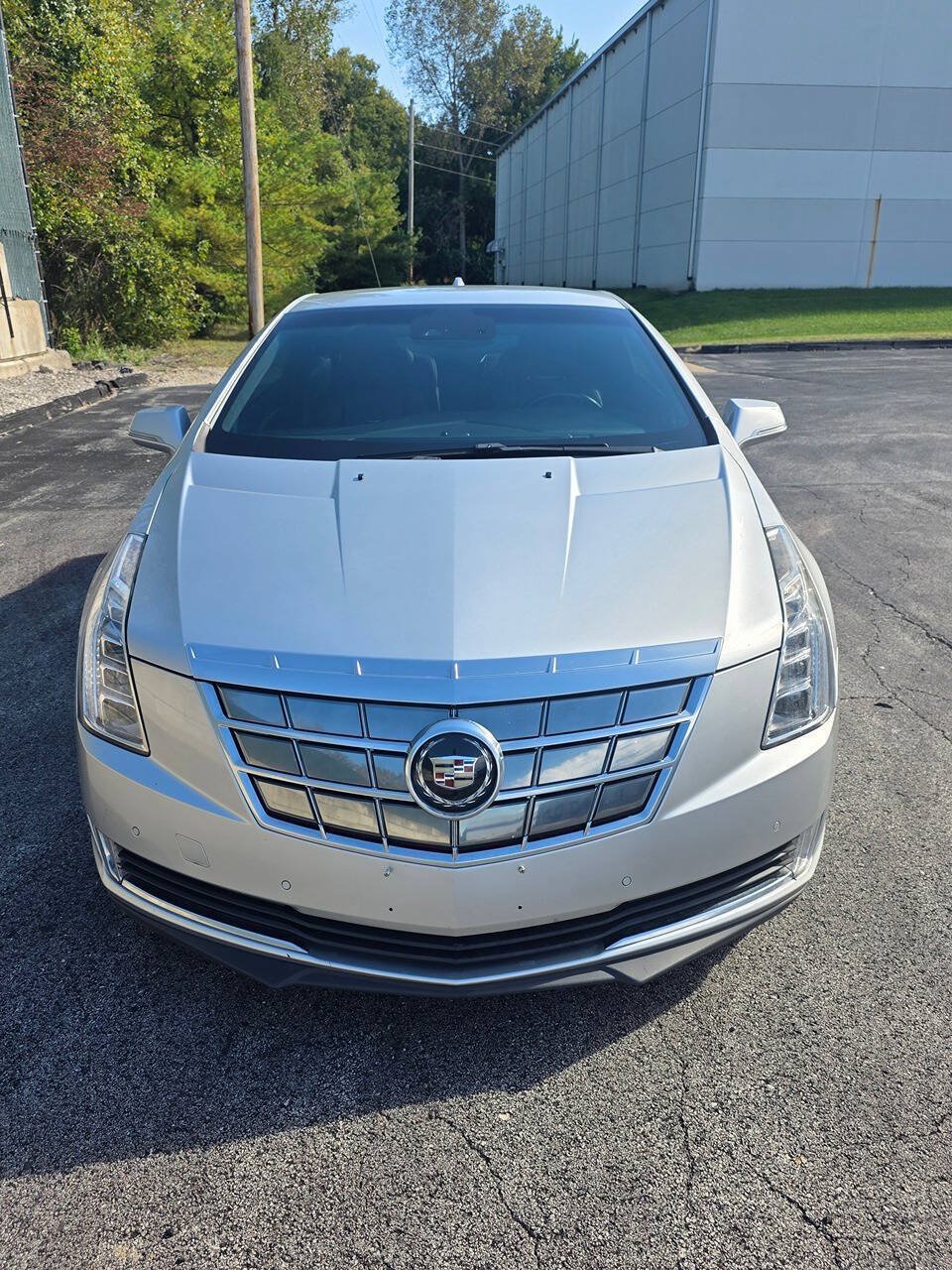 Used 2014 Cadillac ELR w/ Luxury Package FWD image 3