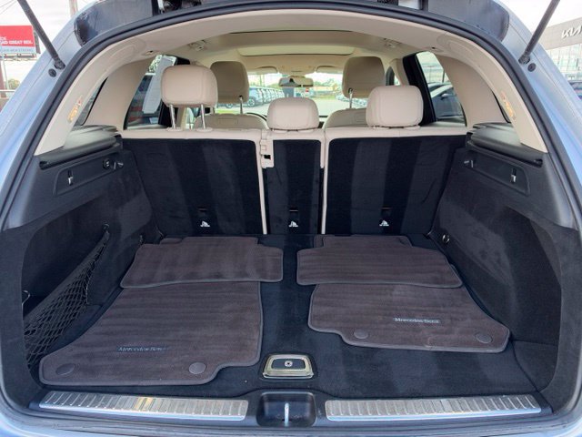 Used 2018 Mercedes-Benz GLC 300 4MATIC image 33