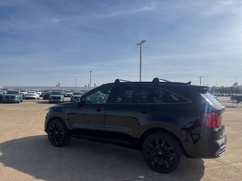 Used 2022 Kia Sorento SX image 16