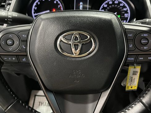 Used 2023 Toyota Camry SE image 18