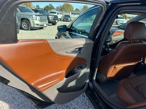 Used 2017 Chevrolet Malibu LT w/ Leather Package image 28